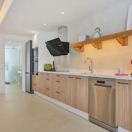 Daire New - Amazing By The Corralejo